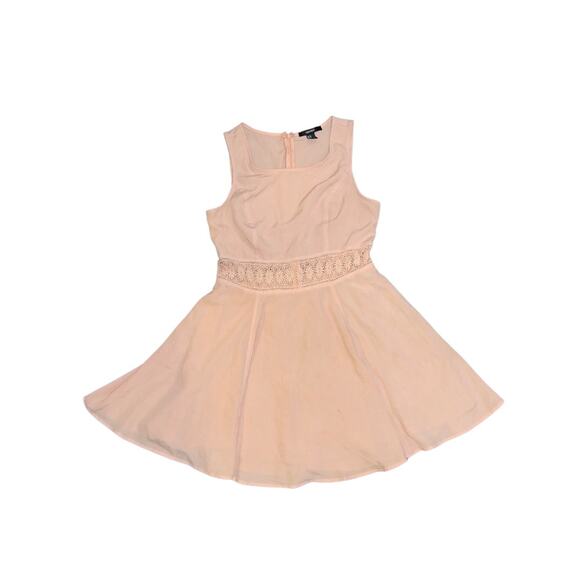 Forever 21 Dusty Pink Sleeveless Dress Floral Embroidered Waist Size Medium - Picture 1 of 4